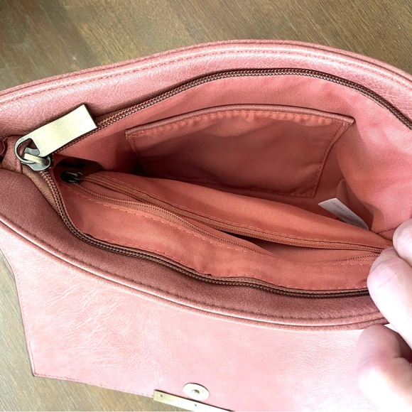 Pink Leather Crossbody Bag - Picture 4 of 4